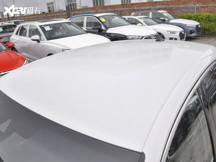 2022WA3 Sportback 35 TFSI Mȡ