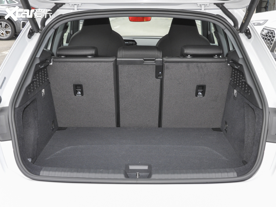 2022?yun)WA3 Sportback 35 TFSI M(jn)ȡ