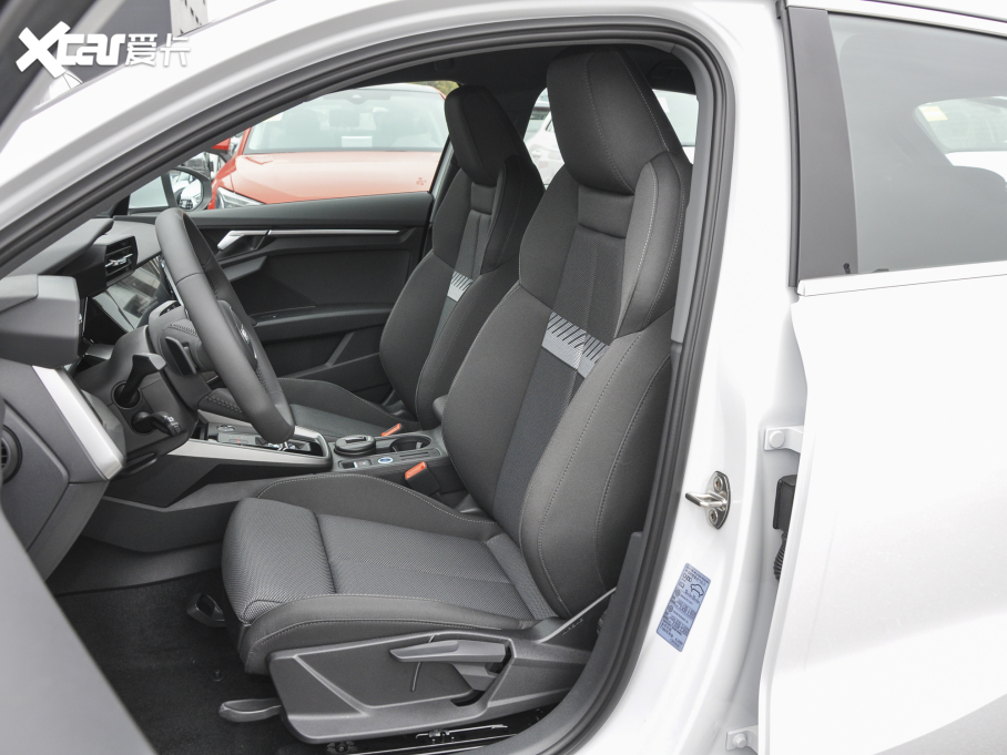 2022?yun)WA3 Sportback 35 TFSI M(jn)ȡ