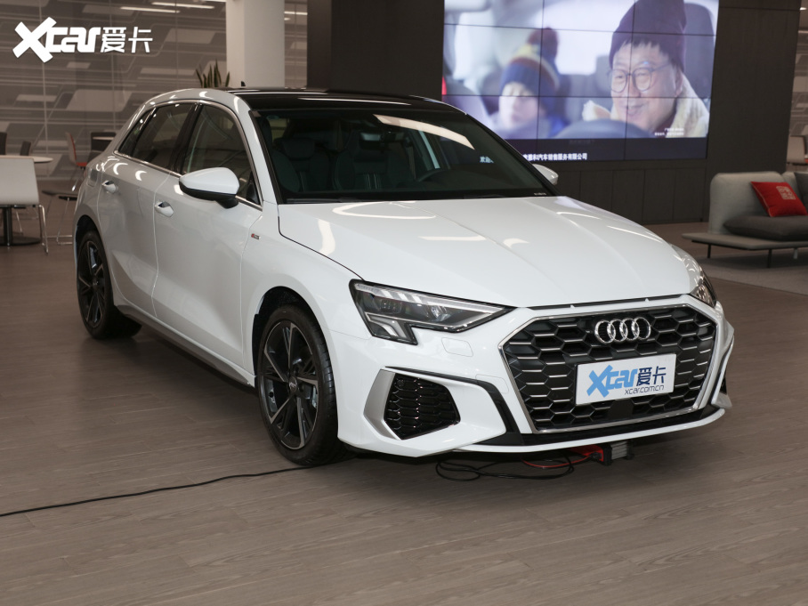 2022��W��A3 Sportback 35 TFSI �r���\����