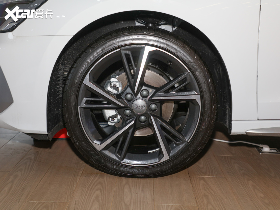 2022WA3 Sportback 35 TFSI r\