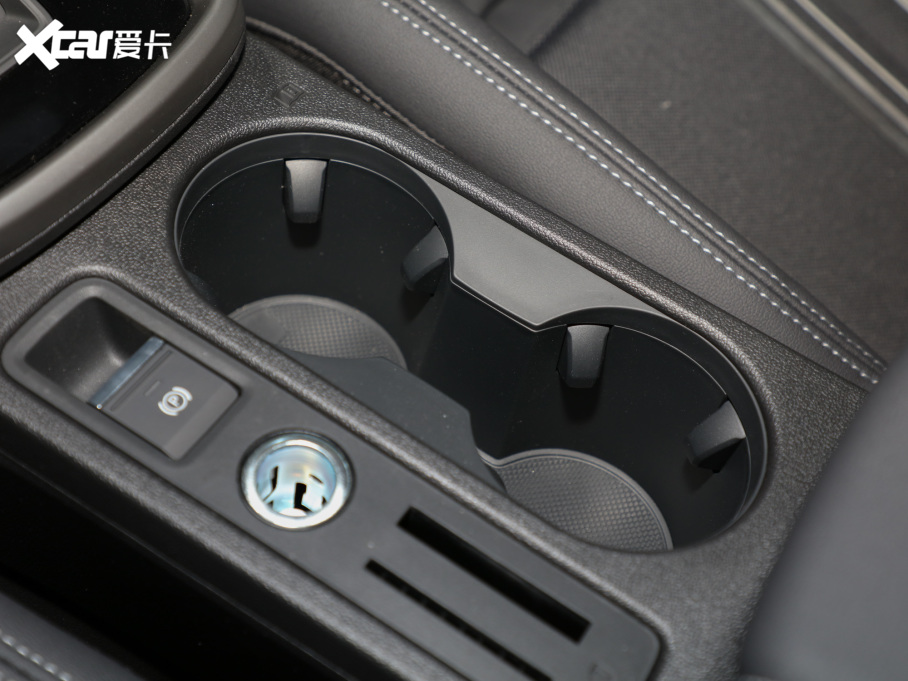 2022��?yu��n)W��A3 Sportback 35 TFSI �r(sh��)���\(y��n)��(d��ng)��