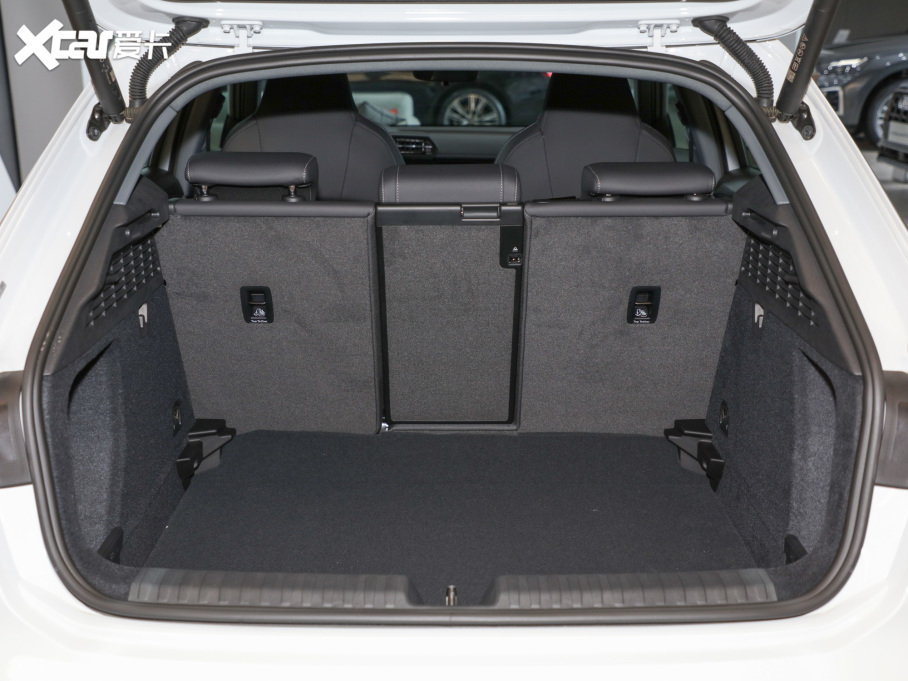 2022WA3 Sportback 35 TFSI r\(yn)