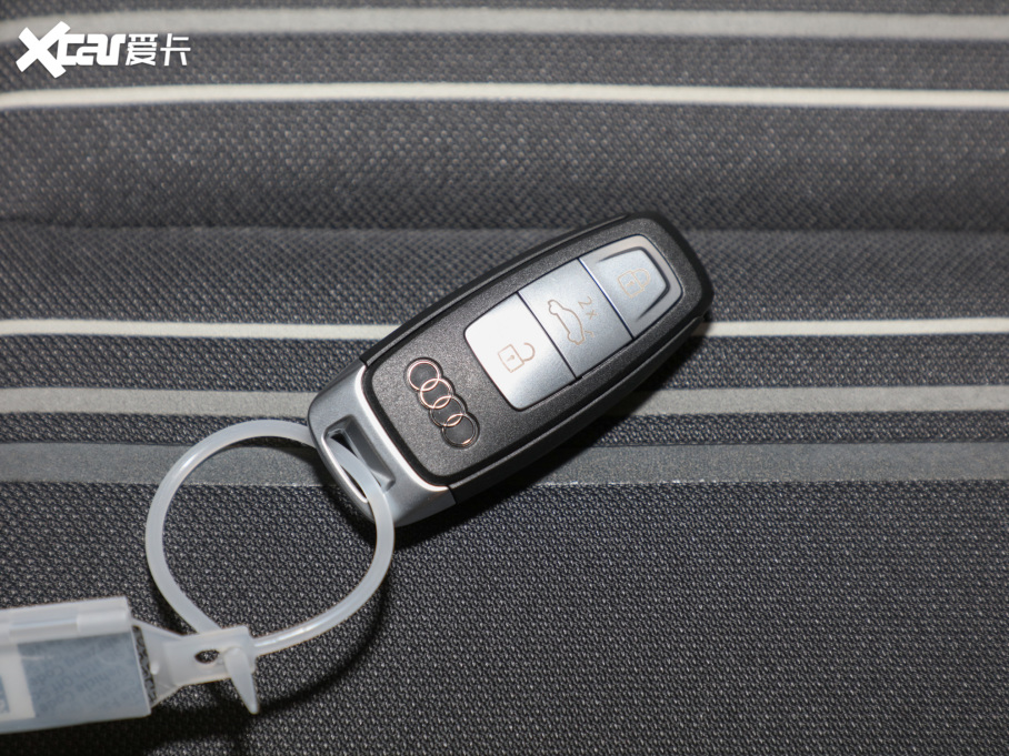 2022WA3 Sportback 35 TFSI r\