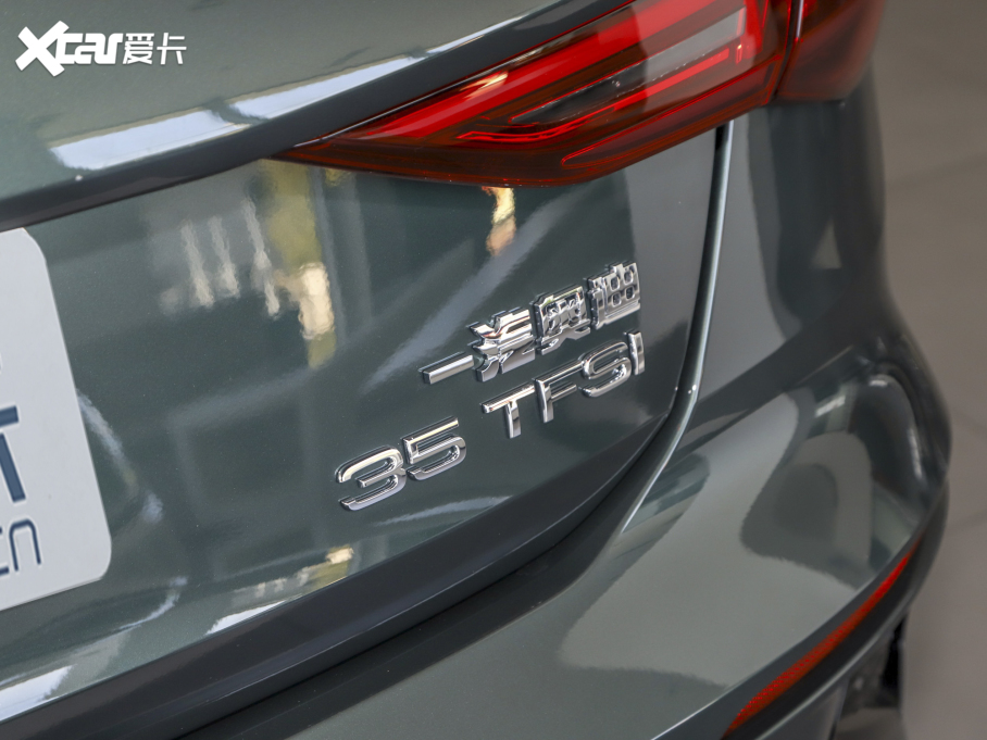 2022WA3 Sportback 35 TFSI A\