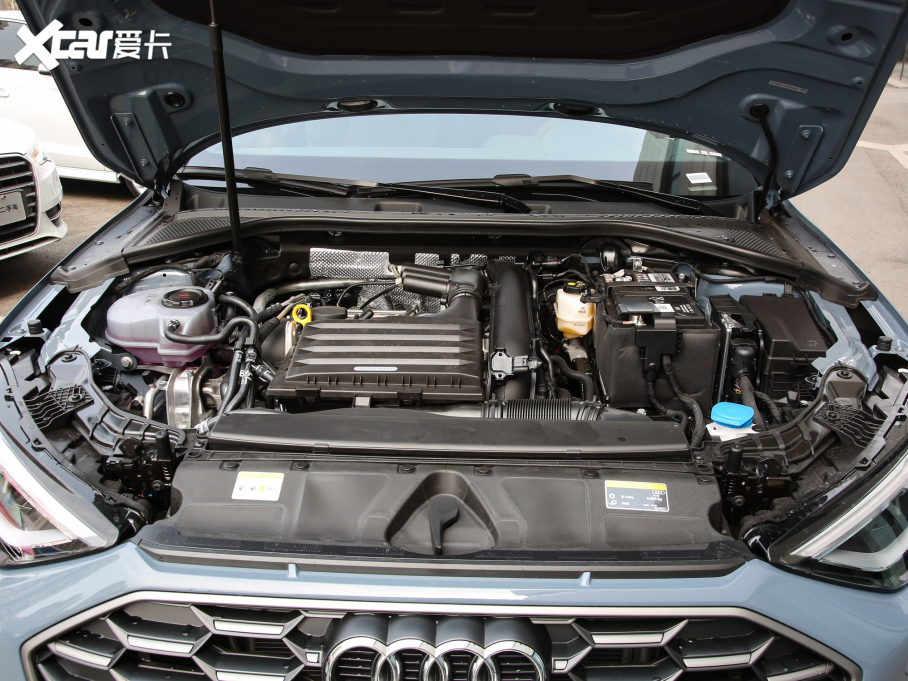 2022��W��A3 Sportback 35 TFSI RS�׼�ȼ����