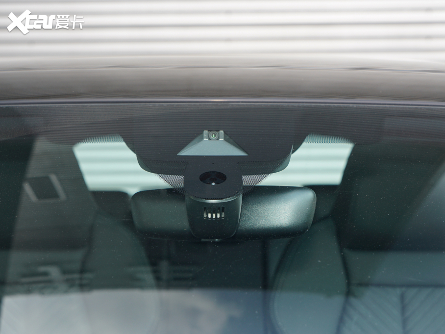 2022WA3 Sportback 35 TFSI r