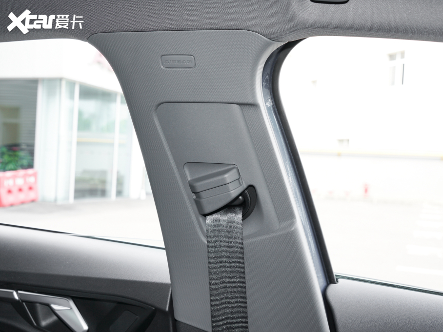 2022WA3 Sportback 35 TFSI r