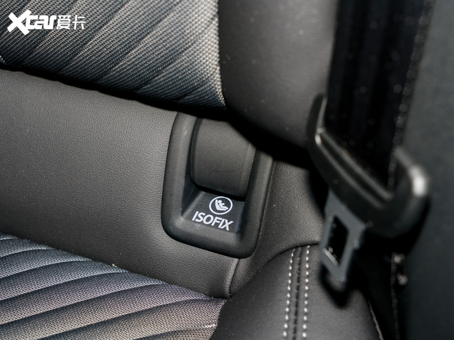 2022WA3 Sportback 35 TFSI r