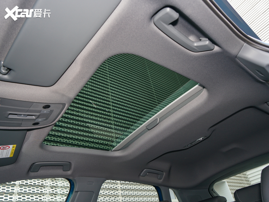 2022WA3 Sportback 35 TFSI r