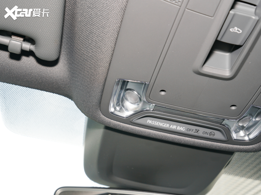 2022WA3 Sportback 35 TFSI r