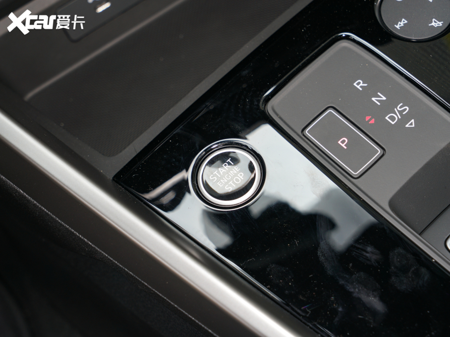 2022WA3 Sportback 35 TFSI r