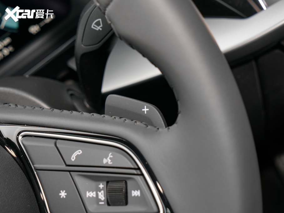 2022WA3 Sportback 35 TFSI r