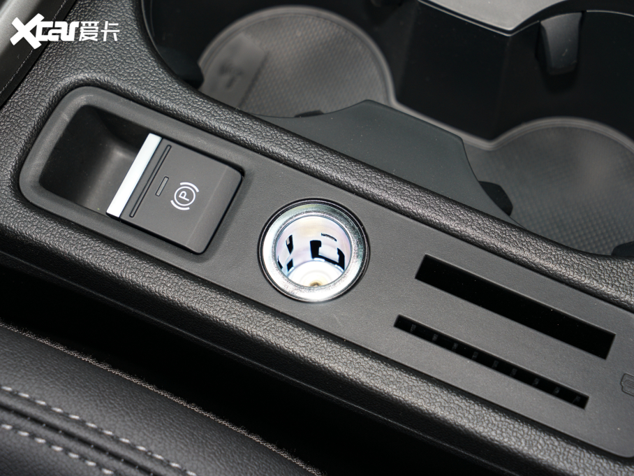 2022WA3 Sportback 35 TFSI r