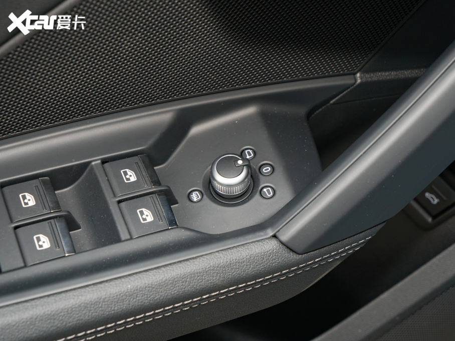 2022WA3 Sportback 35 TFSI r