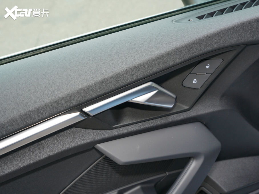 2022��W��A3 Sportback 35 TFSI �r��������