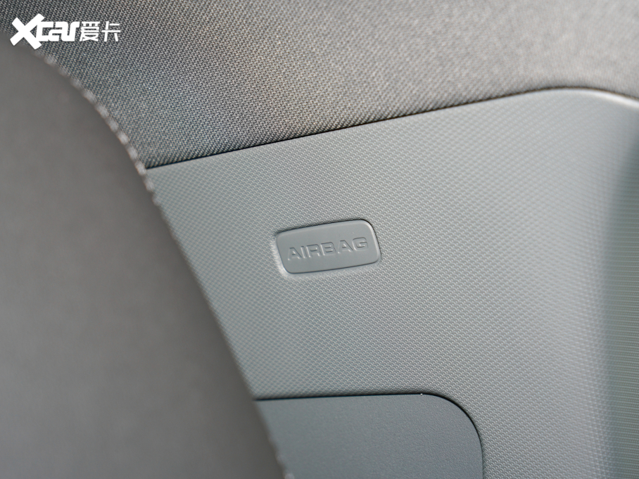 2022WA3 Sportback 35 TFSI r