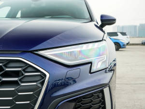 2022Sportback 35 TFSI M(jn)ȡ\(yn) (x)(ji)^