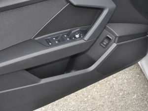 2022Sportback 35 TFSI M(jn)ȡ ǰTg