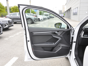 2022Sportback 35 TFSI Mȡ {λ܇T