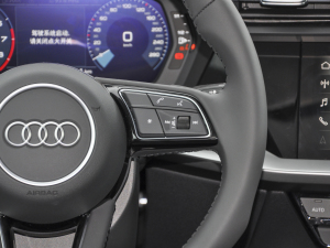 2022Sportback 35 TFSI Mȡ п؅^