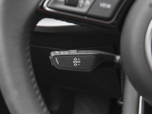 2022Sportback 35 TFSI Mȡ п؅^