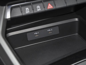 2022Sportback 35 TFSI Mȡ п؅^