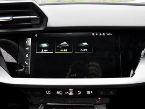 2022Sportback 35 TFSI Mȡ п؅^