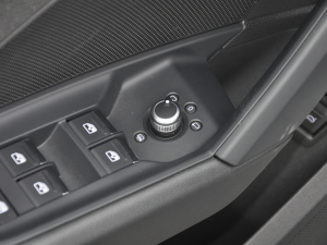 2022Sportback 35 TFSI Mȡ п؅^