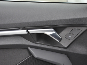 2022Sportback 35 TFSI Mȡ п؅^