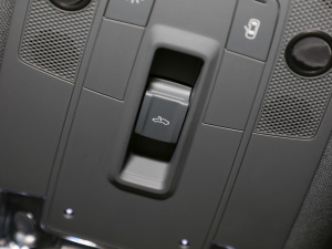 2022Sportback 35 TFSI r\ п؅^