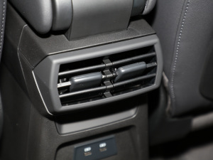 2022Sportback 35 TFSI r\ п؅^