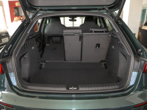 2022Sportback 35 TFSI A\ g