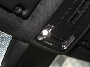 2022Sportback 35 TFSI RS׼ȼ п؅^