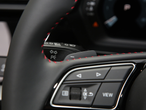 2022Sportback 35 TFSI RS׼ȼ п؅^