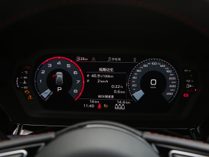 2022Sportback 35 TFSI RS׼ȼ п؅^