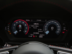 2022Sportback 35 TFSI RS׼ȼ п؅^