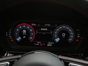 2022Sportback 35 TFSI RS׼ȼ п؅^