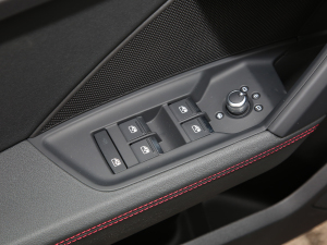 2022Sportback 35 TFSI RS׼ȼ п؅^