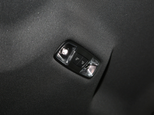 2022Sportback 35 TFSI RS׼ȼ п؅^