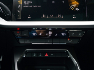 2022Sportback 35 TFSI r {{