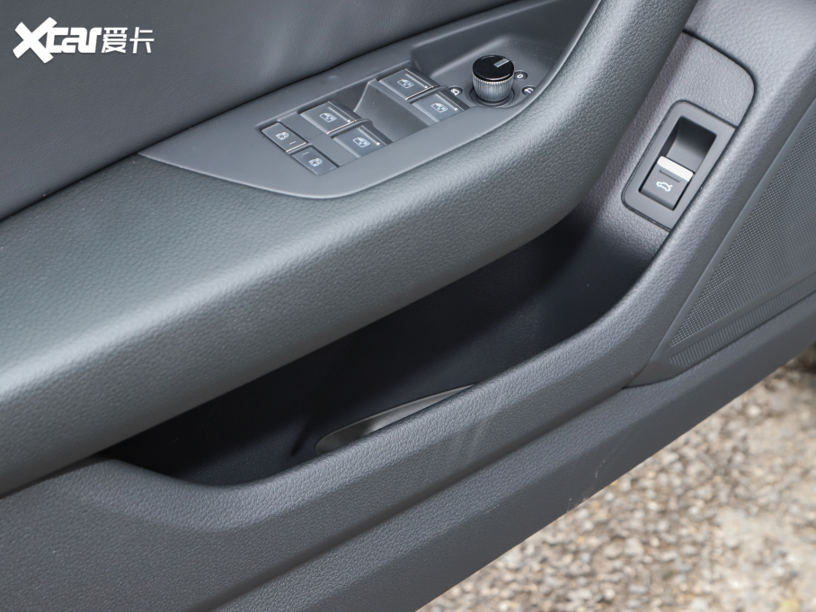 2023WA6L 45 TFSI quattro xӸ