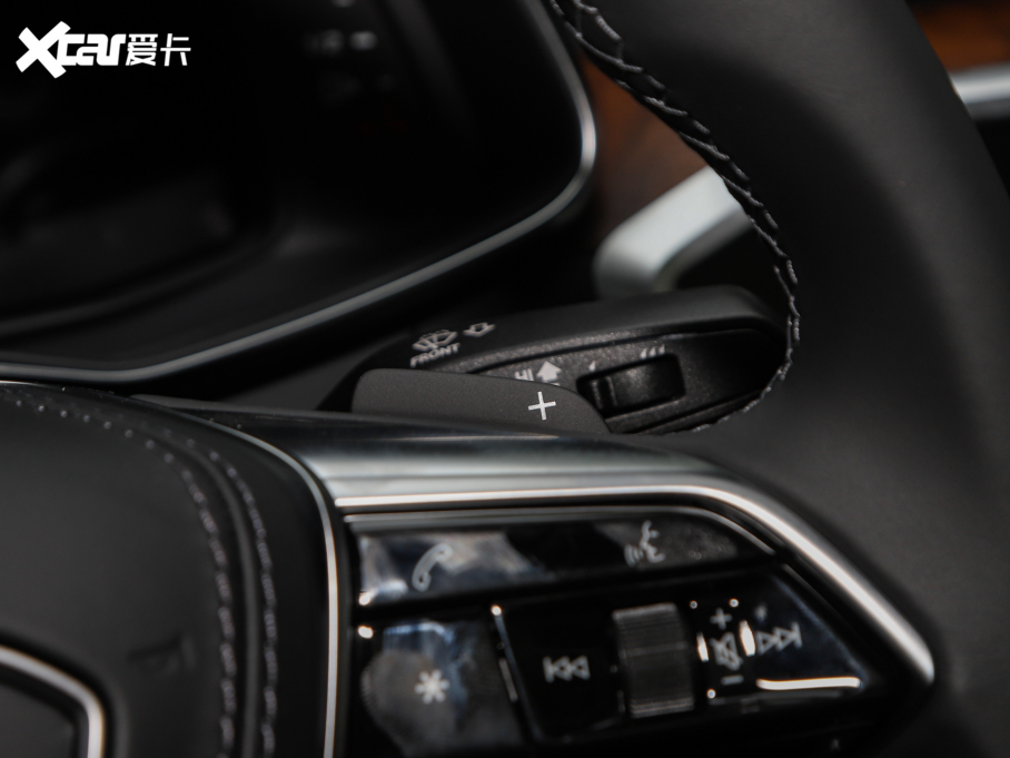 2023WA6L 45 TFSI quattro xӸ