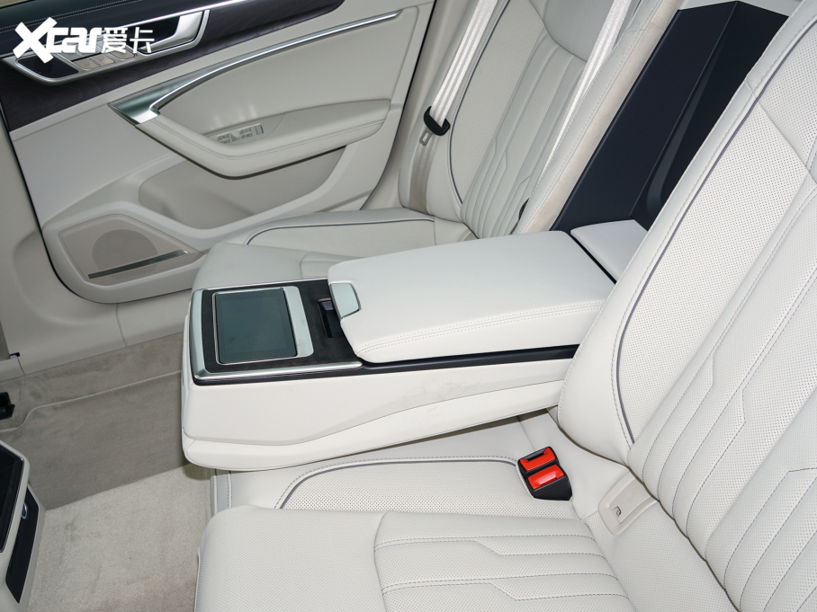 2023WA6L 55 TFSI quattro Ş