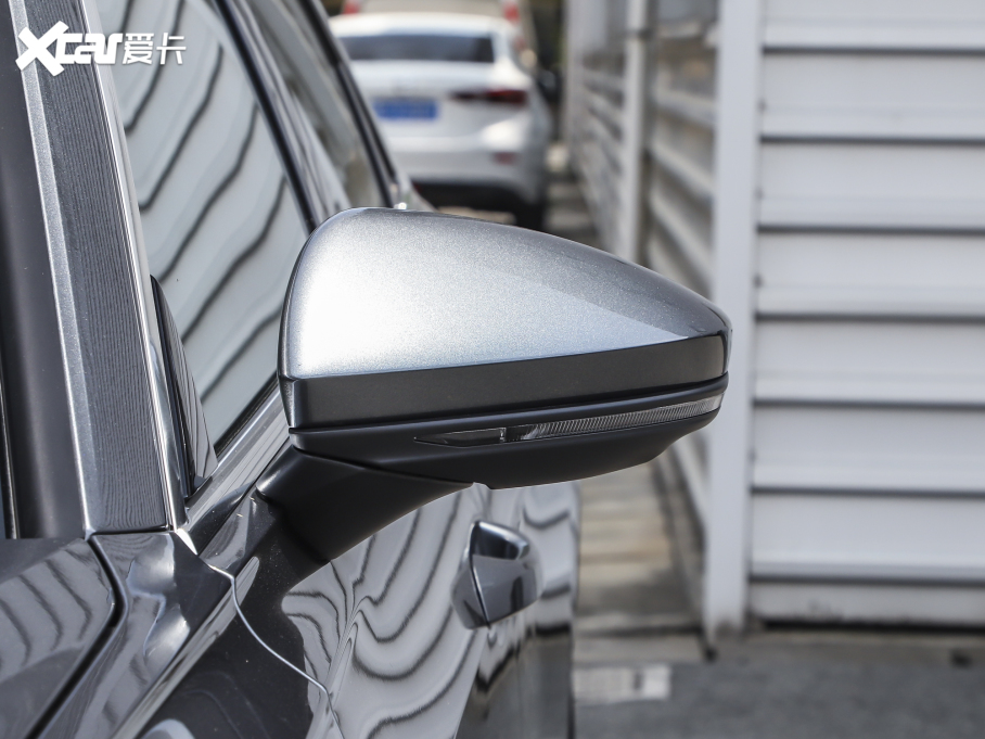 2023WA6L 45 TFSI quattro Ӹ