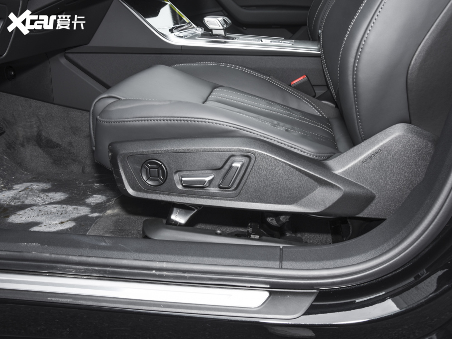 2023��W��A6L 40 TFSI ���A������