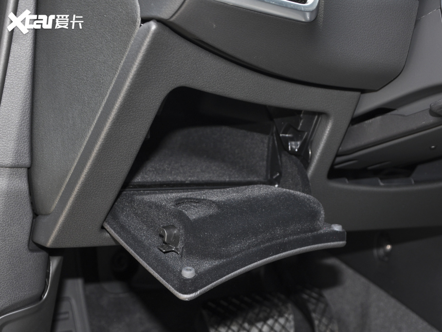 2023WA6L 40 TFSI AӸ