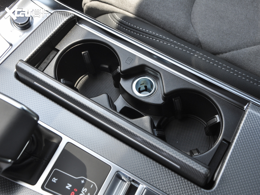 2023WA6L 40 TFSI AӸ