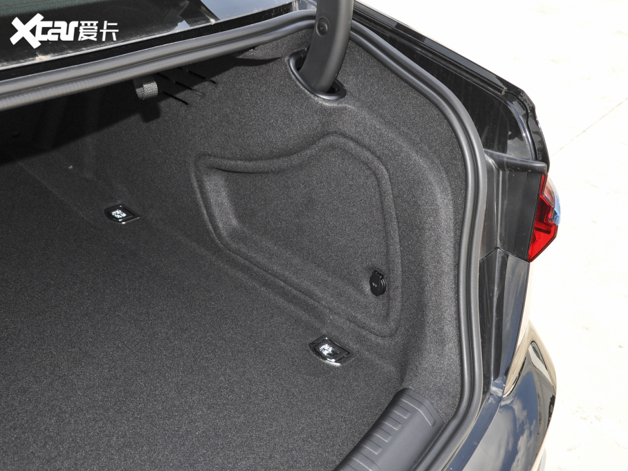 2023WA6L 40 TFSI AӸ