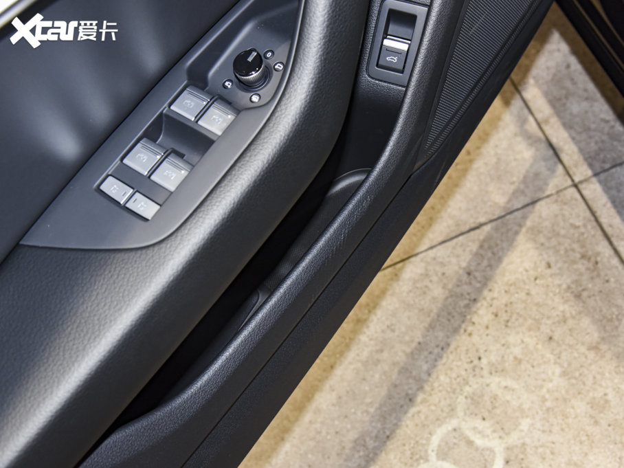 2023?yun)WA6L 45 TFSI x